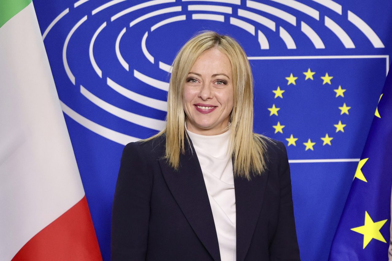 meloni Ucraina nell’Unione Europea, l’Ue frena sull’adesione accelerata di Kiev: cosa cambia dopo il Consiglio europeo