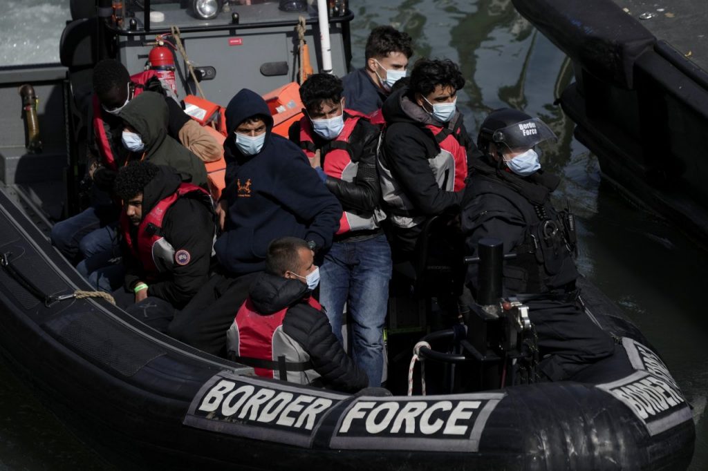 Migranti a Dover