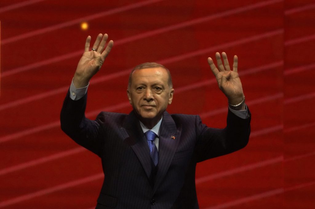 Il presidente turco Erdogan in uno degli ultimi comizi