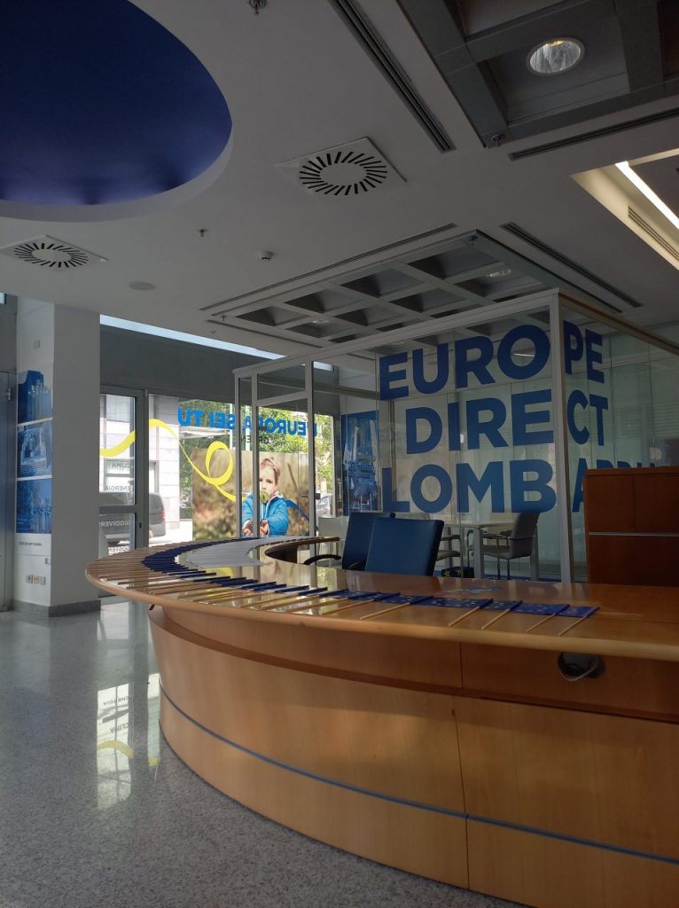 Interni dello “Spazio Europa“ al Pirellone