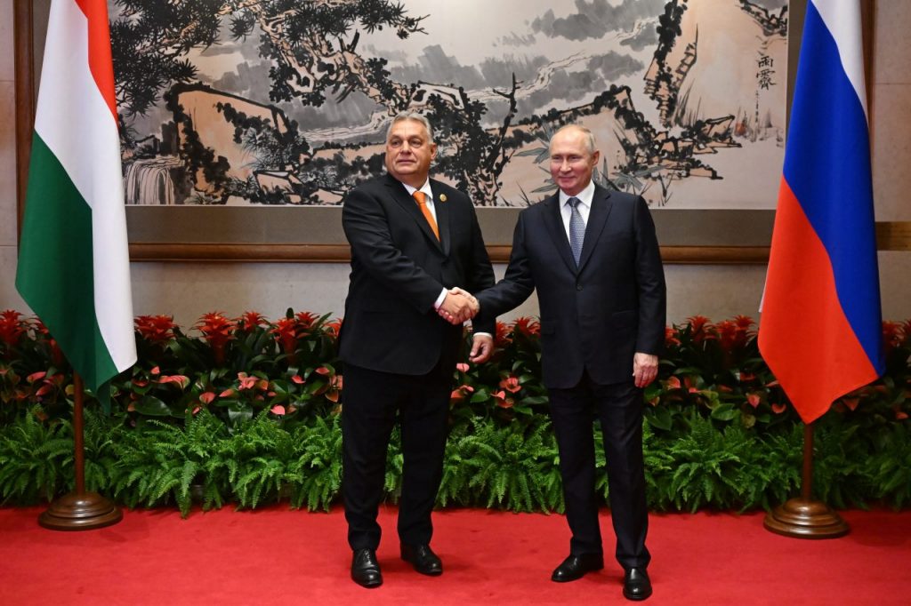 Viktor Orban e Vladimir Putin in Cina
