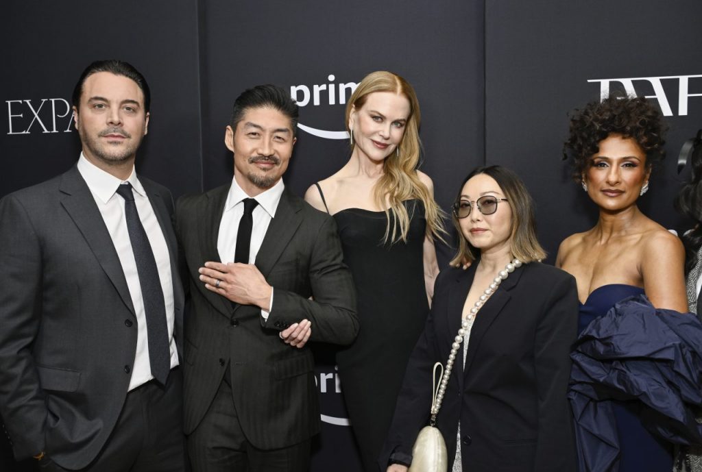 Lulu Wang Expats cast