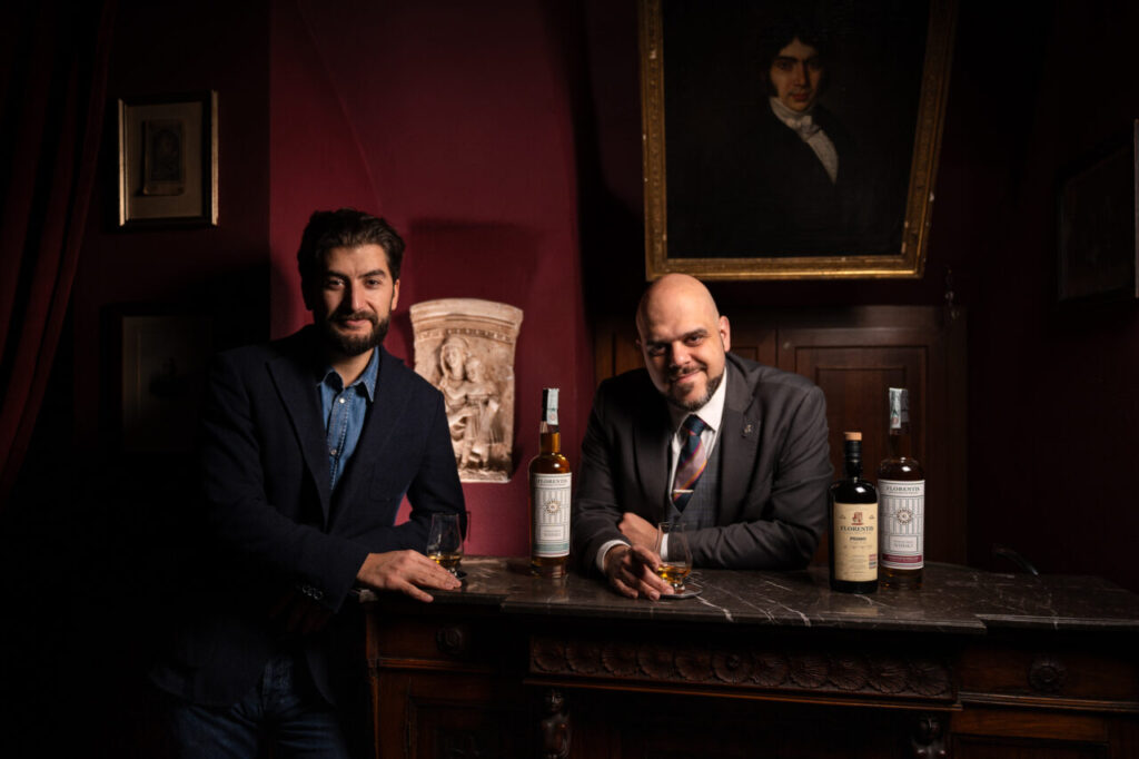 Da sinistra, Enrico Chioccioli Altadonna di Winestillery e Daniele Cancellara (credits Rasputin e Florentis Whisky, Winestillery)