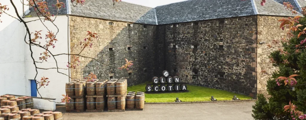 La distilleria scozzese Glen Scotia a Campbeltown (importata in Italia da Compagnia dei Caraibi)