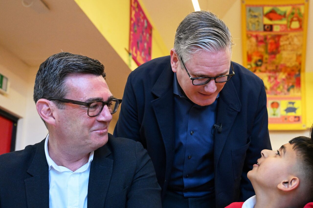 Il Labour, le spese militari e la difficile scelta che Burnham troverà già fatta