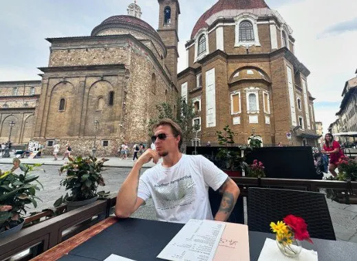 il caso delle vacanze tra roma venezia e firenze del programmatore dei droni russi da Linkiesta.it il caso delle vacanze tra roma venezia e firenze del programmatore dei droni russi