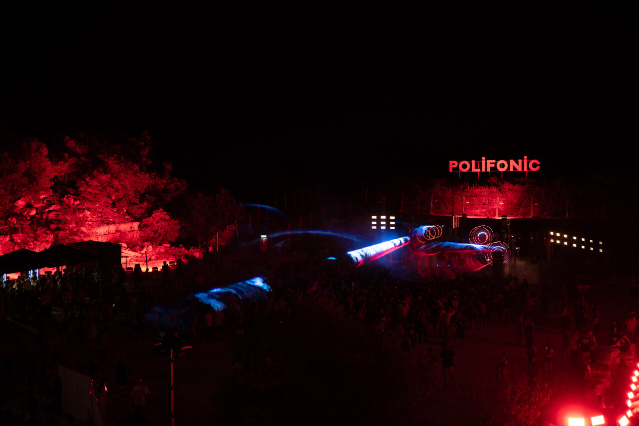 polifonic inaugura echoes stage e guarda sempre pi249 a un pubblico internazionale da Linkiesta.it polifonic inaugura echoes stage e guarda sempre pi249 a un pubblico internazionale